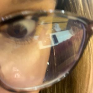 Meet your Posher, Layla